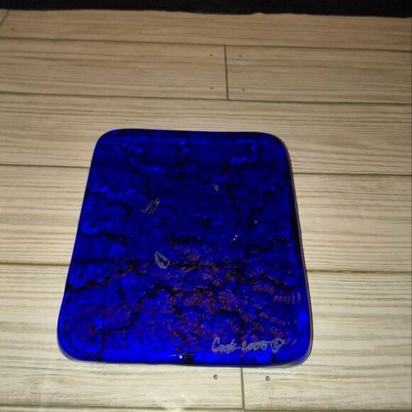 John Cook 2006 Signed Iridescent Carnival Art Glass Sun Face Tile/Plaque 5x5½in - Picture 9 of 9